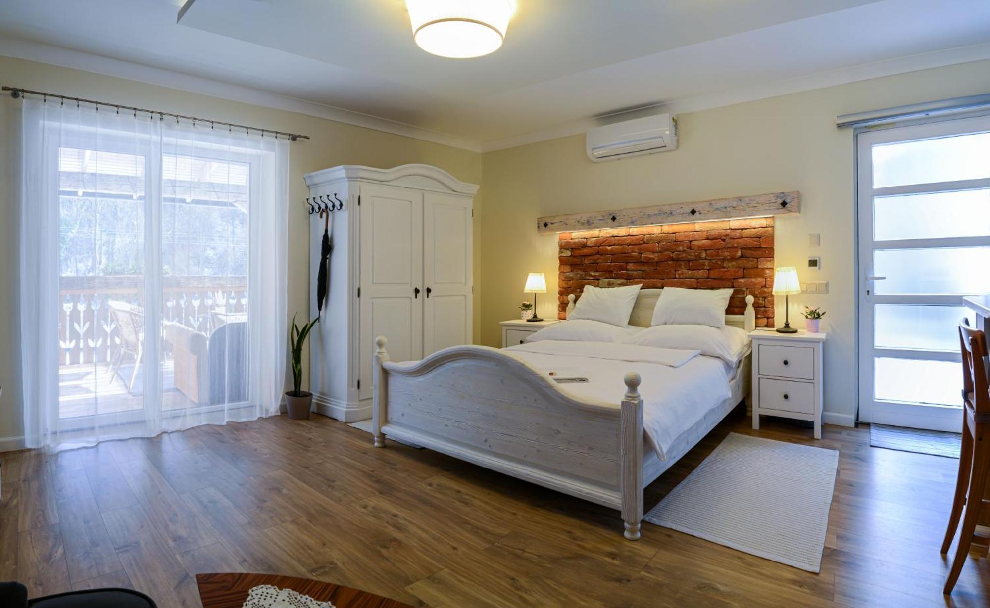 Terrace Apartments Eger Kültér fotó